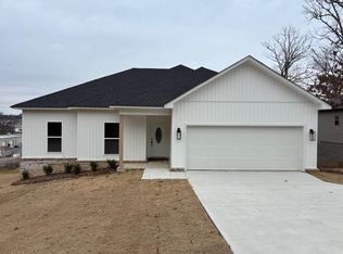 1950 Shadow Falls Dr, Conway, AR 72032