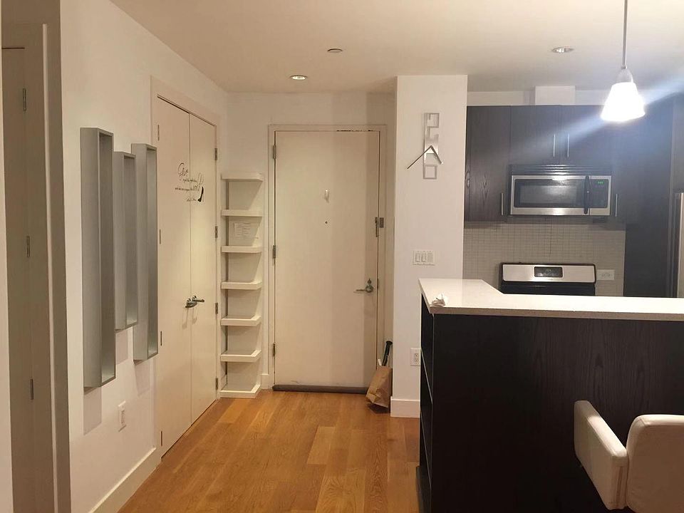 1st image of 14021 32nd Ave APT 6EN