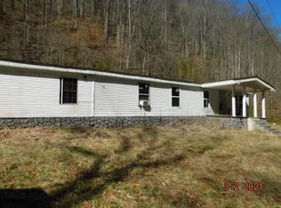 298 Perry Br, Gilbert, WV 25621