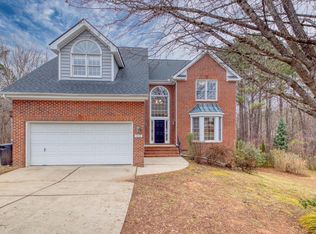 212 Red Field St, Cary, NC 27513
