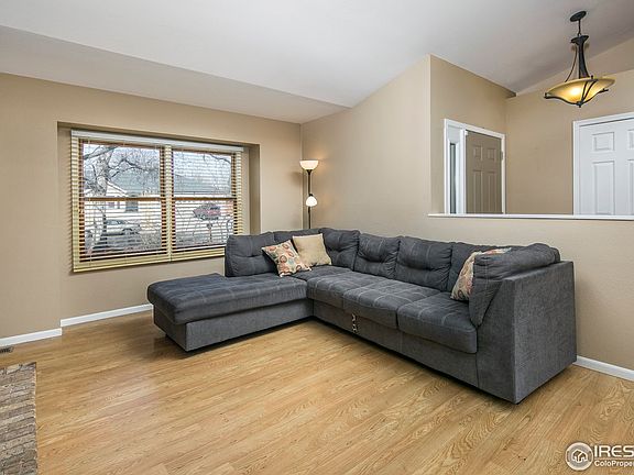 4th image of 3302 Collins Ave