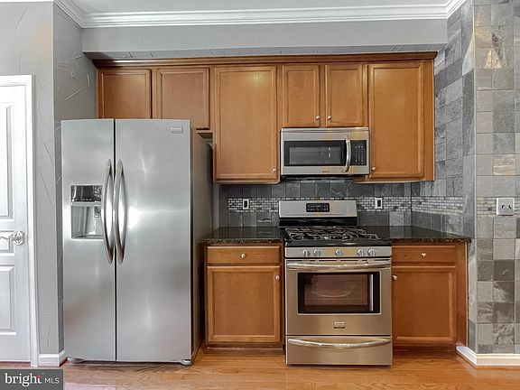 4th image of 23204 Mountain Laurel Ln