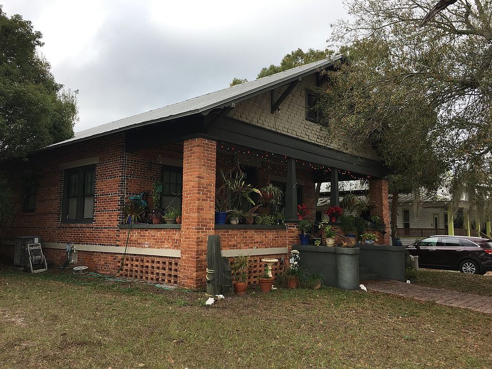 1st image of 313 W Oak St