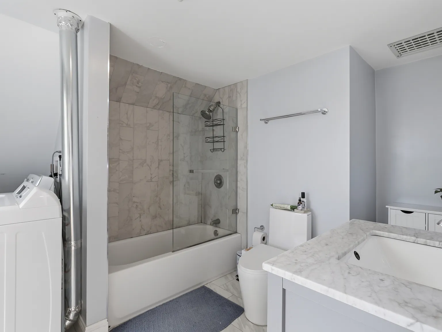 1 bed, 891 sqft, $2,500 — Photo 4