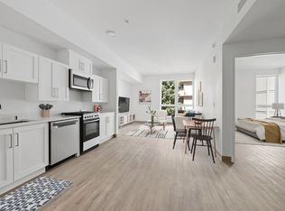 1999 West 3RD Street, Los Angeles, CA 90057