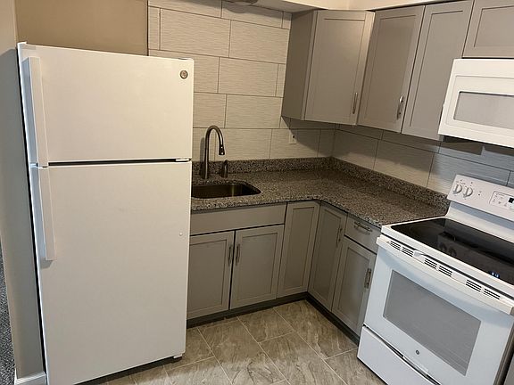 4th image of 176 W Columbia Ave APT 3
