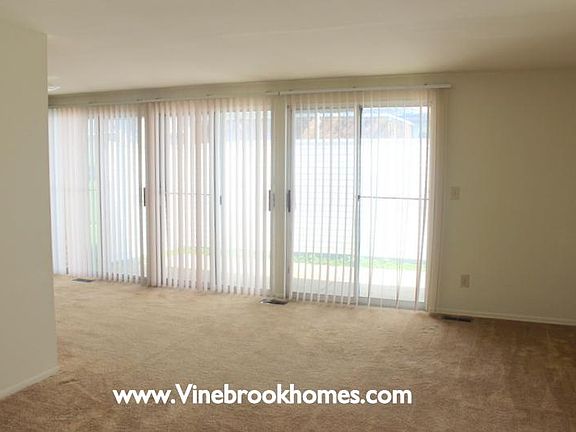 5th image of 5863 Troy Villa Blvd