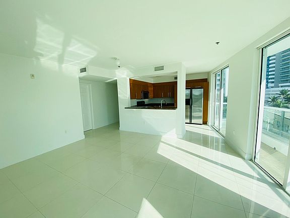3rd image of 6360 Collins Ave #614