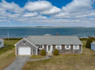 9 Middle Way, Pocasset, MA 02559