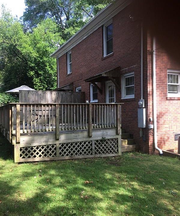 2nd image of 24 Garraux St