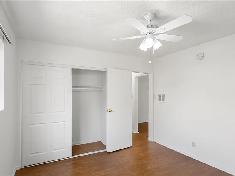 749 Garland Ave — Photo 13