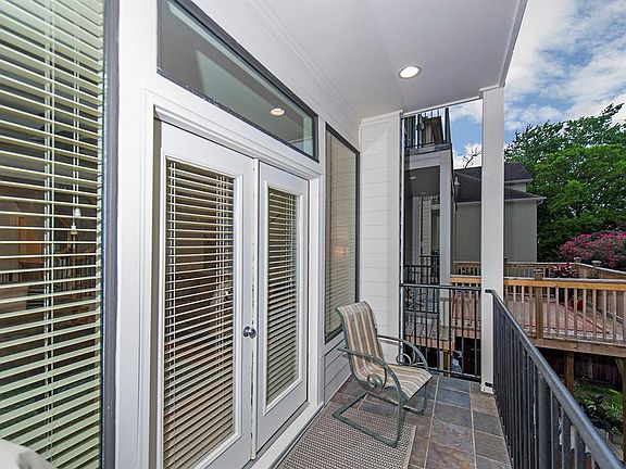 Second floor balcony off living room.