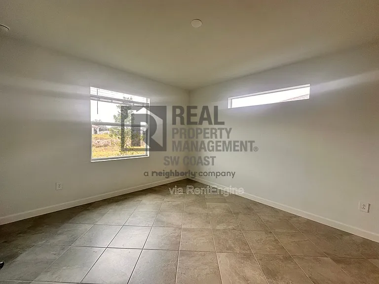 20503 Hazelnut Ct S — Photo 16
