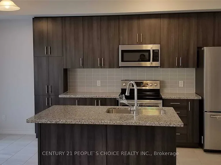401 Athabasca Cmn — Photo 5