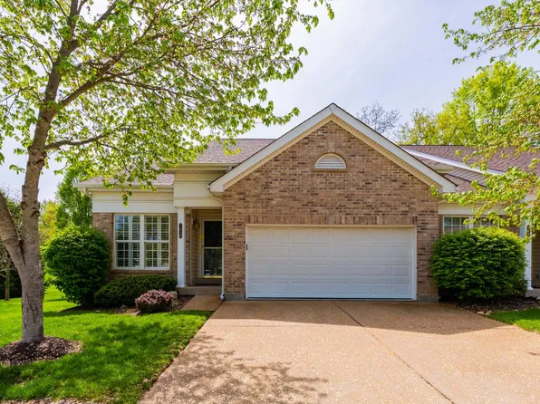 1036 Arbor Pointe Dr, Valley Park, MO 63088