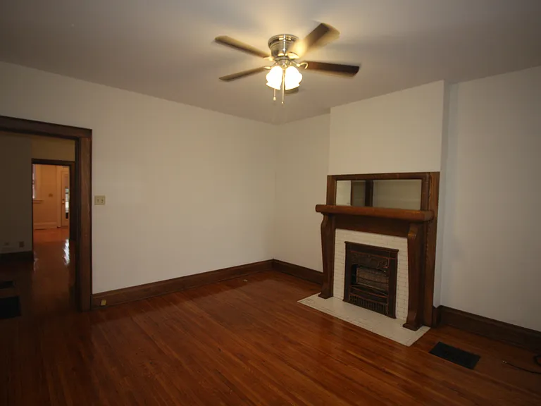 74 W Greenwood Ave — Photo 8