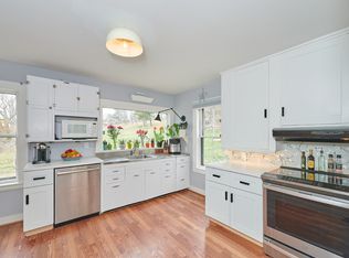 72 High St #1, Topsfield, MA 01983