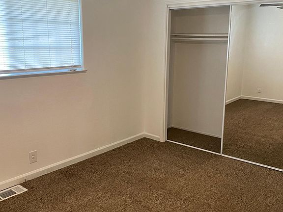 5th image of 514 1/2 Cypress Ave