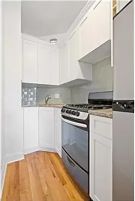 Rented by Compass | media 10