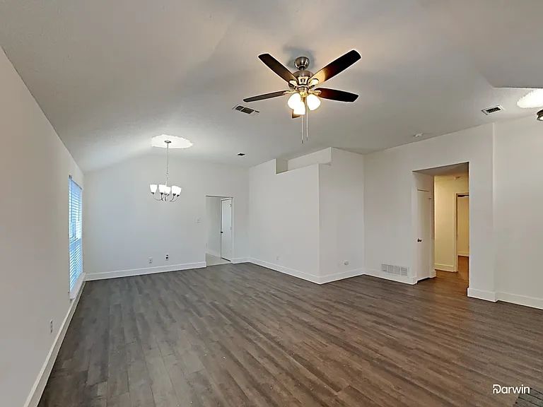 2705 Hidden Springs Dr — Photo 5