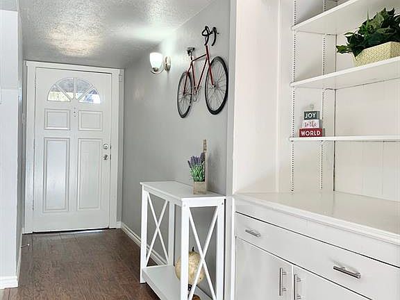 4th image of 3149 Edelweiss Dr