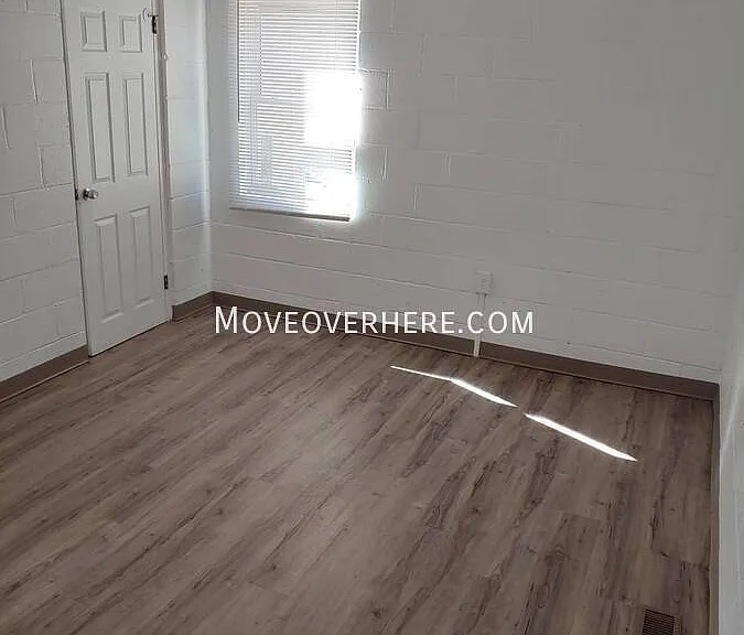 1 Lanford Dr — Photo 14