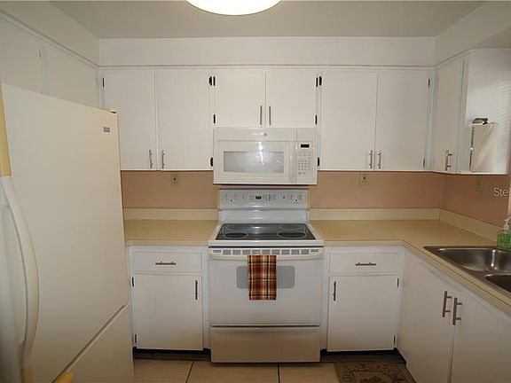 5th image of 101 Lake Ave NE APT 118