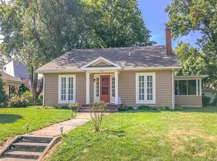 612 W Center St, Lebanon, IL 62254