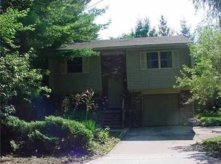 15467 Webster Rd, Bath, MI 48808