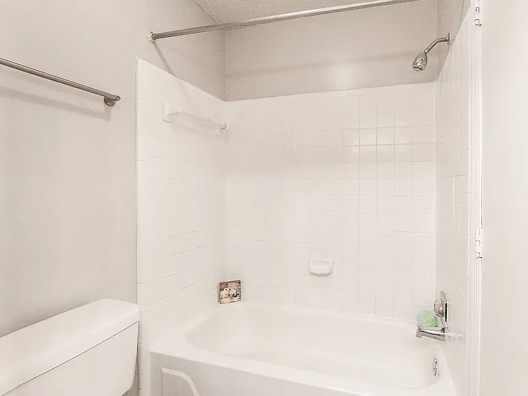 The Chelsea — Photo 10