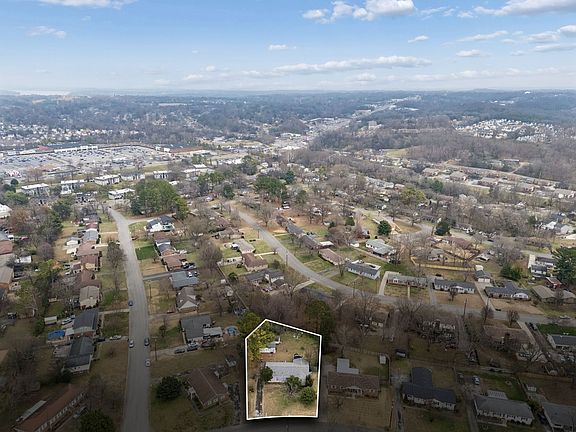 2nd image of 613 Atlanta Dr