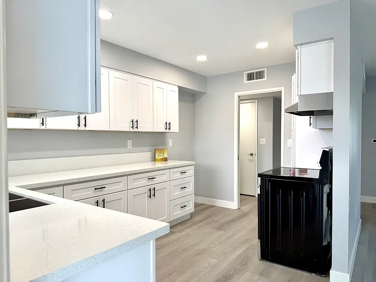 26090 Portrush Dr — Photo 16