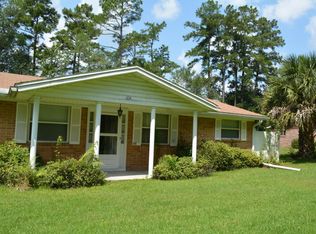 674 Crews St, Macclenny, FL 32063