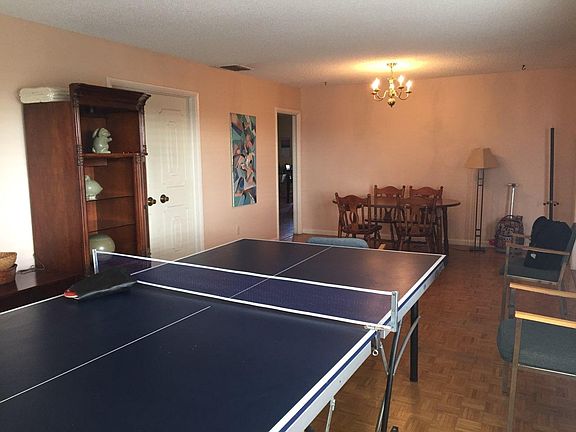 4th image of 2719 Taylor Ave