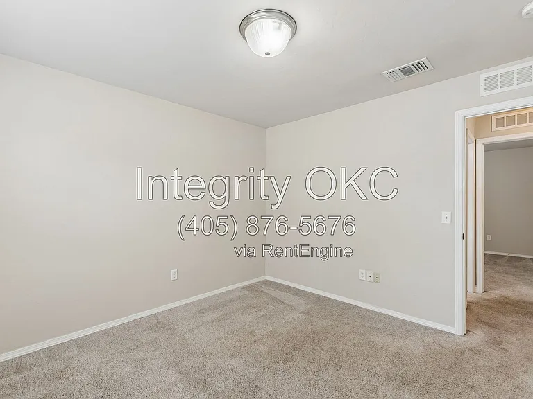 2800 NW 184th St — Photo 6