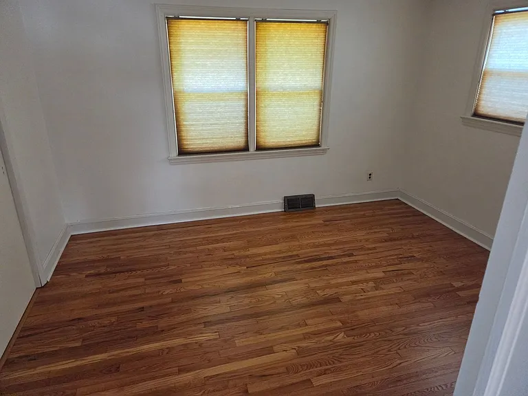 405 Stanton Rd — Photo 9