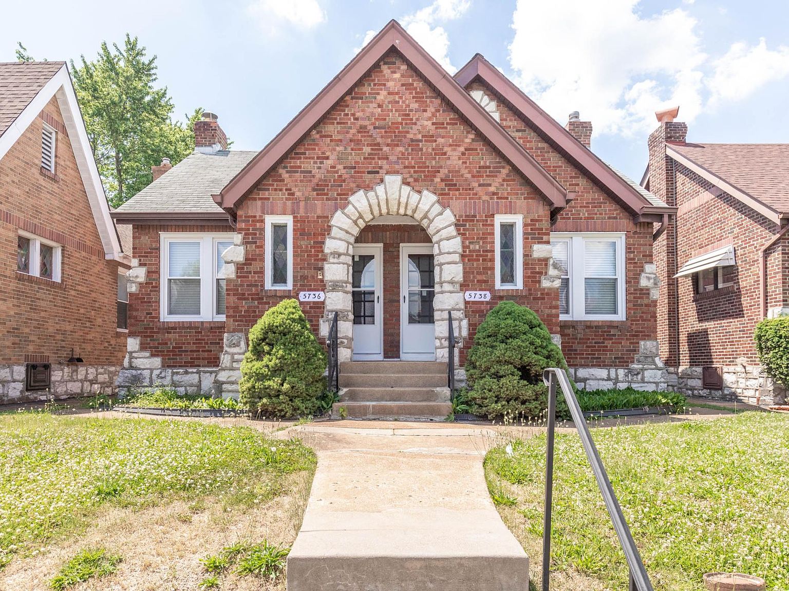 5736 Chippewa St Saint Louis MO 63109 Zillow