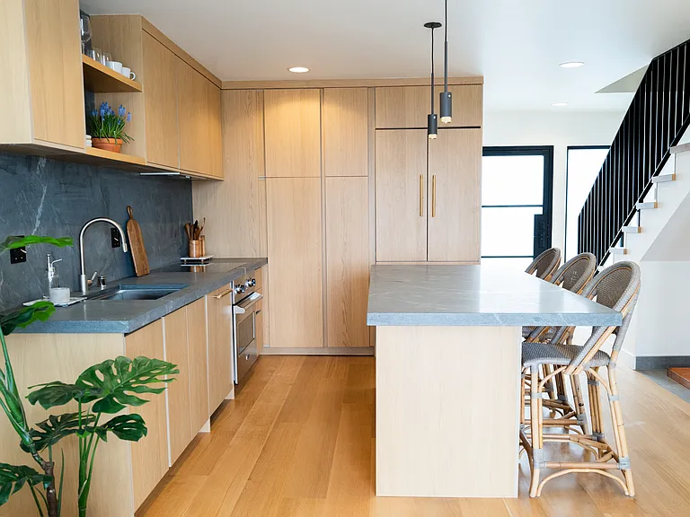 101 Grand Ave #19 — Photo 11