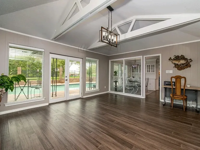 Entertainment area/ game room/personal sports bar