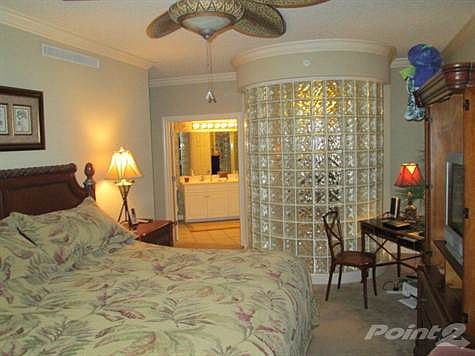 Master Bedroom Pic 1