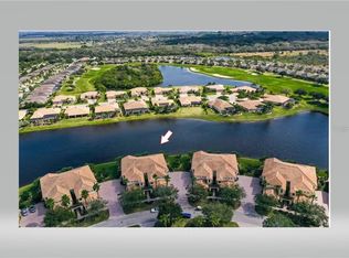 1342 Emerald Dunes Dr, Sun City Center, FL 33573