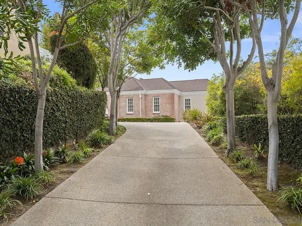 7612 Hillside Dr, La Jolla, CA 92037