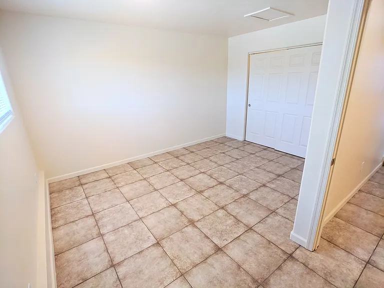 1343 W Alameda St — Photo 13