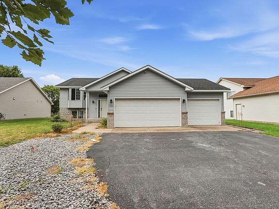 3rd image of 2910 Crescent Ridge Trl
