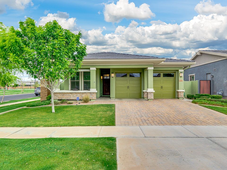 1st image of 3024 E Sagebrush St