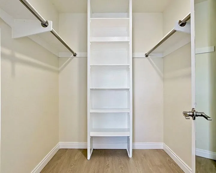 3060 E St #17 — Photo 8