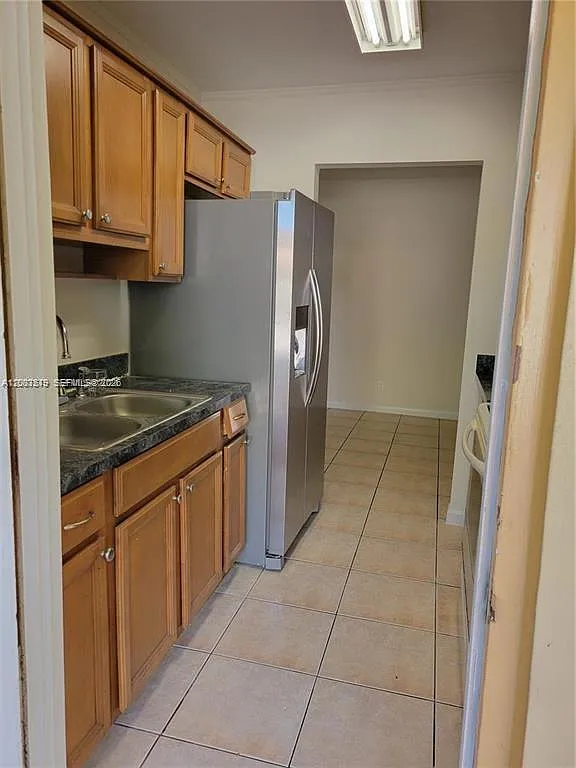 Golfview Arms Inc Condo — Photo 4