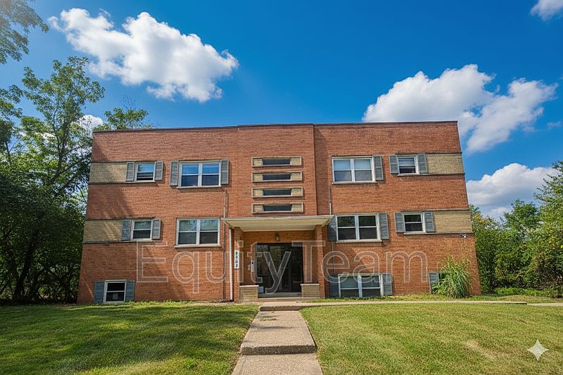 1st image of 4505 Forest Trl APT 4