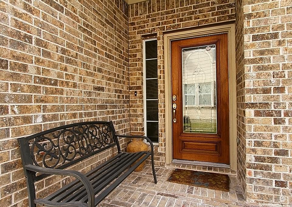 1st image of 14558 Bergenia Dr
