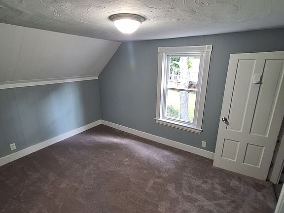 4th image of 926 Hill St #926